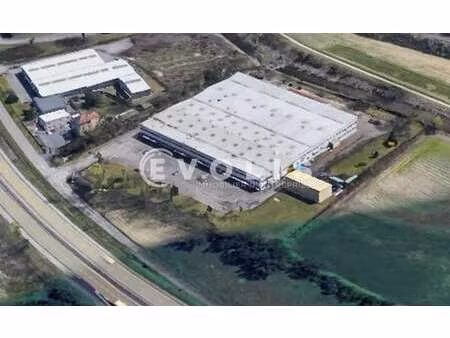 location local d'activités 4 720 m²