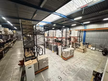 location entrepôt 3900m²