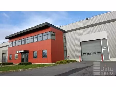 location entrepôt 453 m²