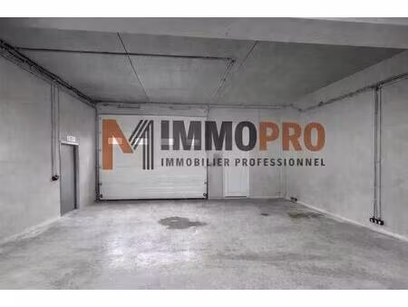 location entrepôt valbonne 06560 262m²