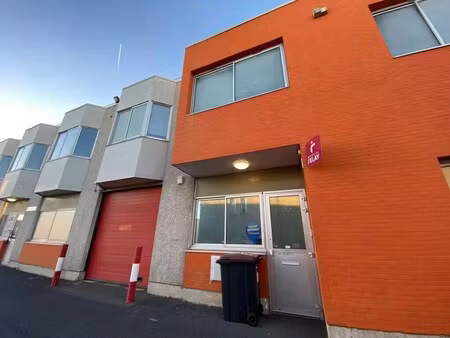 location entrepôt 426 m²