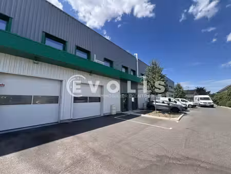 location local d’activités 462m²