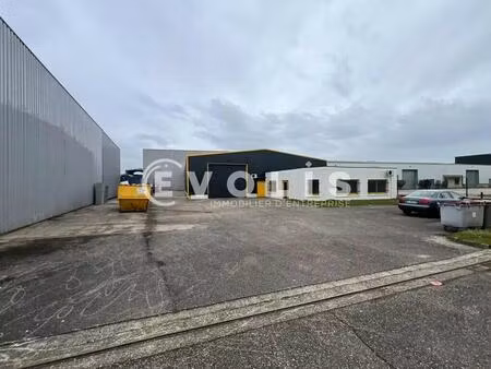 location local d'activités 620 m²
