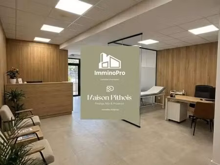 location local d'activités 68 m²