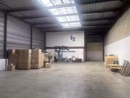 location entrepôt collégien 77090 349m²