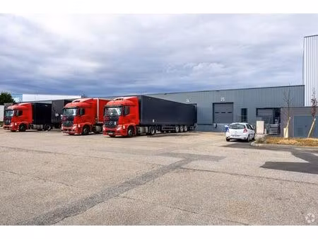 location entrepôt 1 298 m²