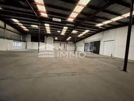 location local d'activités 1 000 m²