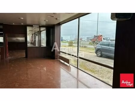 location local d'activités 350 m²