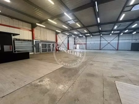 location entrepôt 774 m²