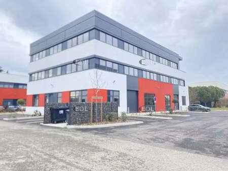 location entrepôt 424 m²