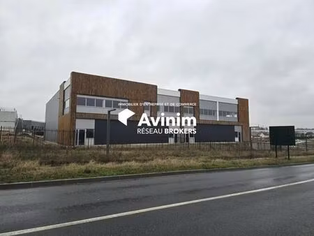 location entrepôt 439 m²