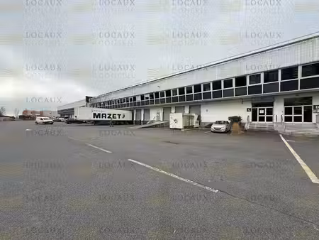 location local d’activités 1350m²