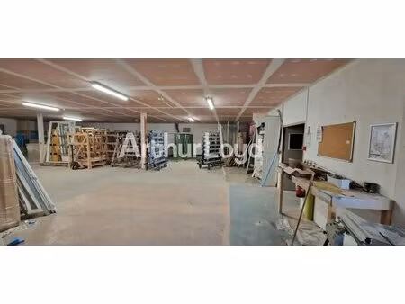 location local d’activités mondeville 14120 1293m²