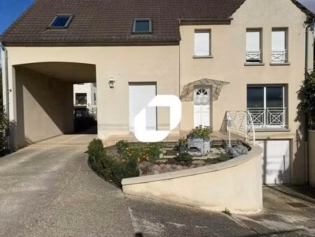 location local d'activités 129 m²