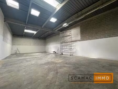 location local d’activités valenton 94460 582m²
