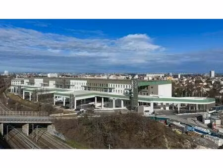 location local d’activités bondy 93140 535m² à 20998m²