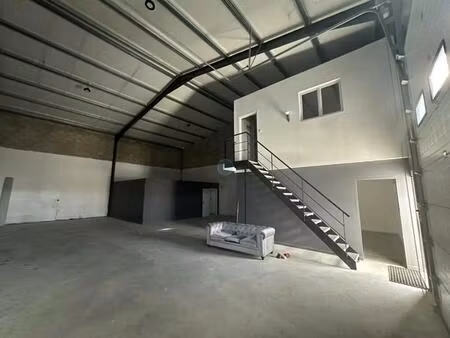 location local d’activités saint jean de braye 45800 208m²