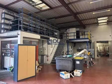 location entrepôt draveil 91210 675m²