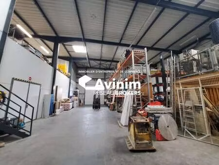 location entrepôt 1 548 m²