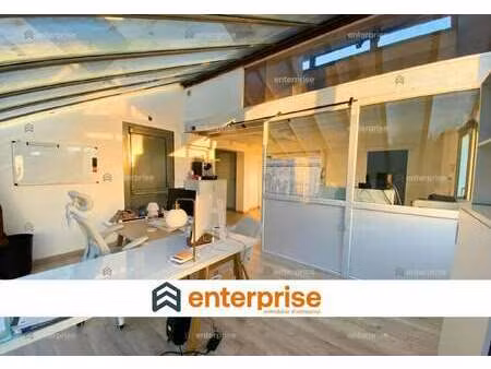 location local d'activités 360 m²