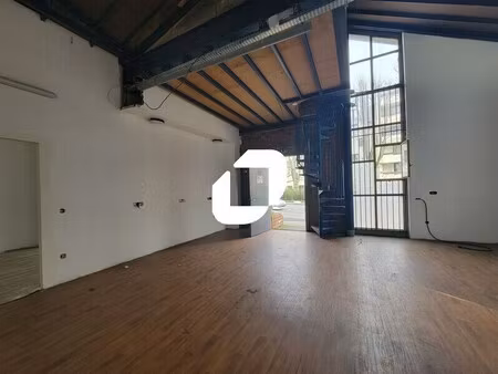 location local d’activités evry courcouronnes 91000 140m²
