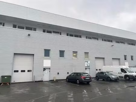 location local d’activités floirac 33270 438m²