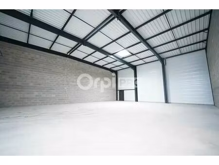 location local d’activités saint vulbas 01150 284m²