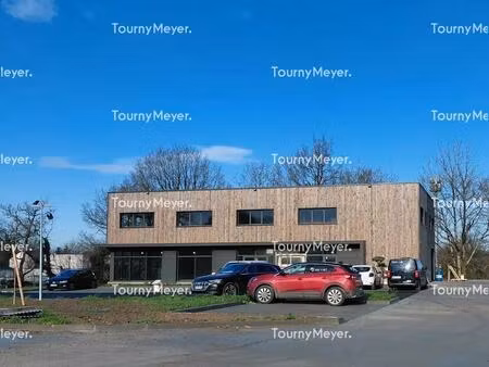 location local d’activités treillieres 44119 350m²