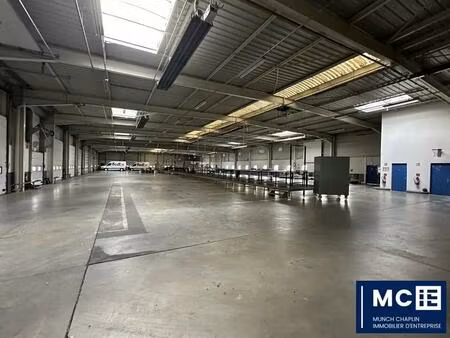 location entrepôt 3 000 m²