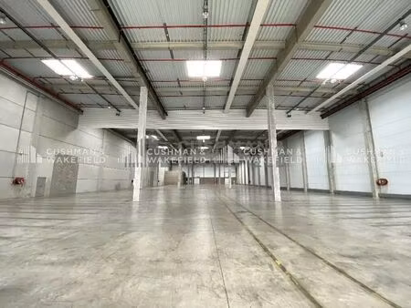 location entrepôt strasbourg 67100 4892m²