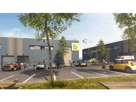 location local d'activités 411 m² à 1 324 m²