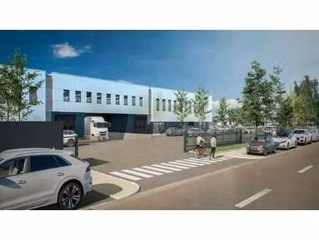 location local d'activités 1 627 m² à 3 254 m²