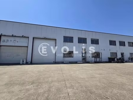 location local d’activités wissous 91320 560m²