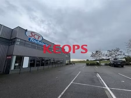 location local d'activités 1 887 m² à 6 227 m²