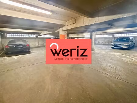 location local d’activités marseille 13001 683m²