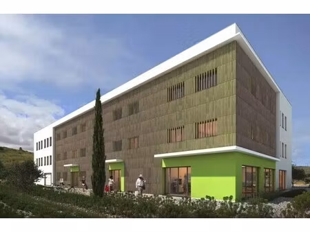 location local d'activités 205 m²