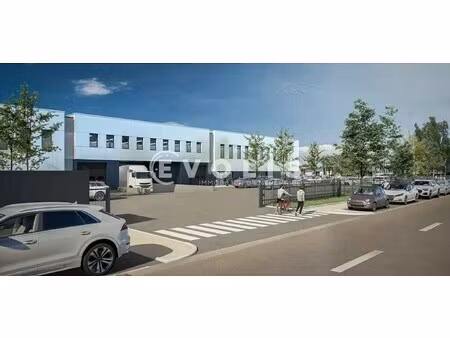 location local d'activités 1 627 m² à 3 254 m²