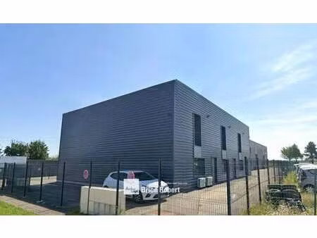 location local d’activités saint andre de corcy 01390 394m²