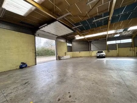 location local d’activités viriat 01440 500m²