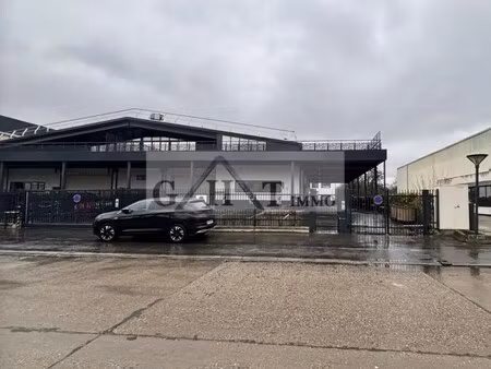 location bureaux 939 m²