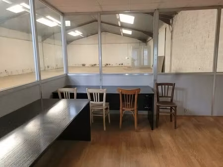 location entrepôt 360 m²