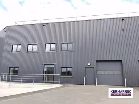 location local d'activités 640 m²