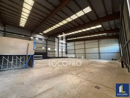 location local d’activités cannes 06400 1222m²