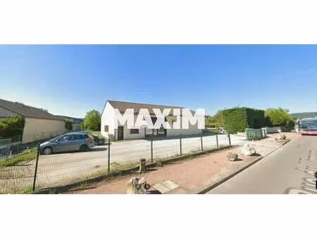 location local d'activités 220 m²