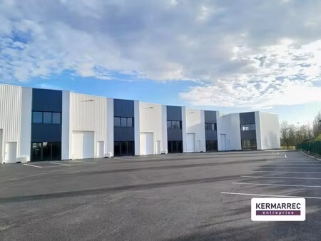 location local d'activités 190 m²