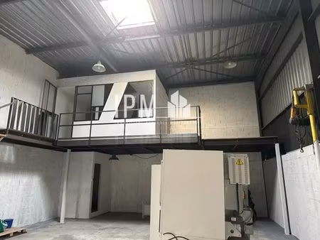 location local d’activités rognac 13340 140m²