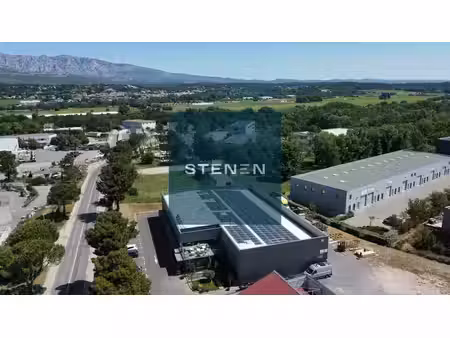 location entrepôt 213m² à 364m²