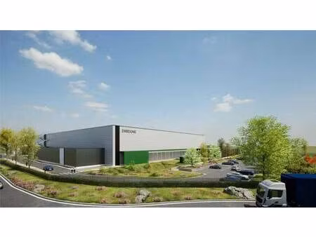 location entrepôt 5 845 m²