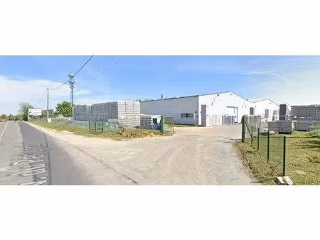 location entrepôt 3 521 m²
