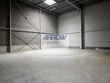 location entrepôt 450 m²